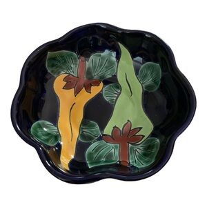 Talavera Tulip Edged Bowl with Colorful Chile Peppers 🌶️ Mexican Made Vintage